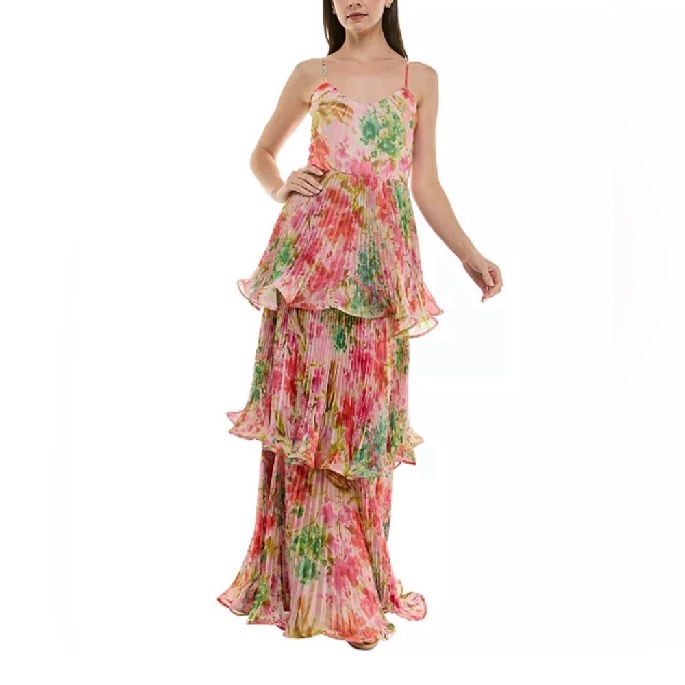 Tiered pleated floral dress